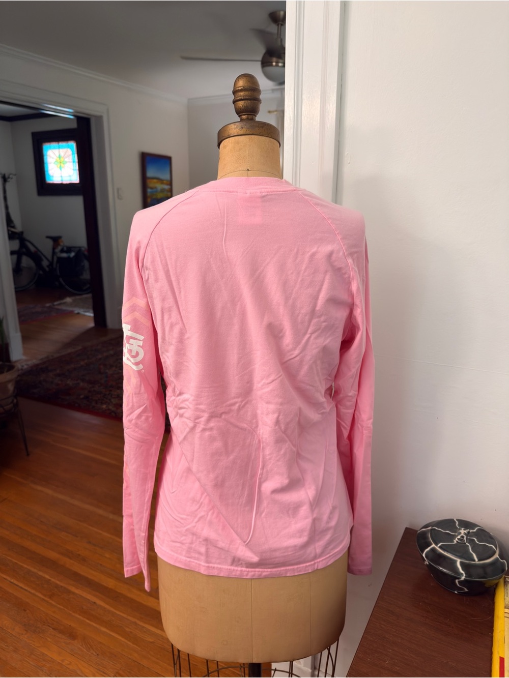 Nike Pink Crewneck Tee with MLB Tag - Picture 3 of 4